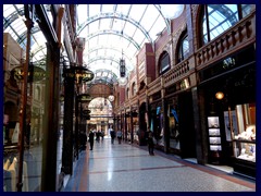 Cross Arcade 06